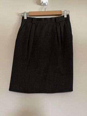 Mark Shale 100% Wool Tweed Skirt, Size 6 Knee Length
